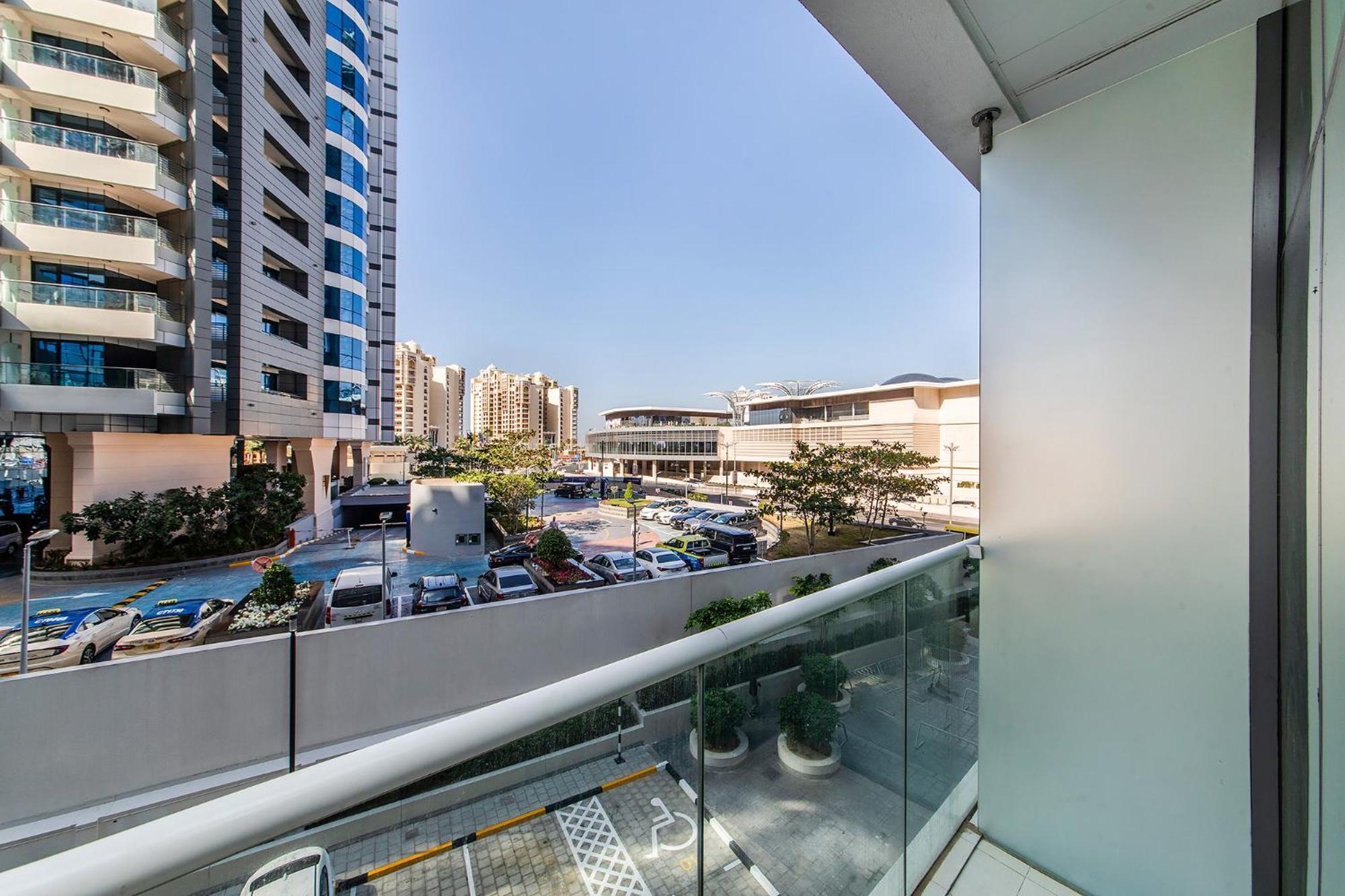 Popular Seven Palm Appartement Dubai
